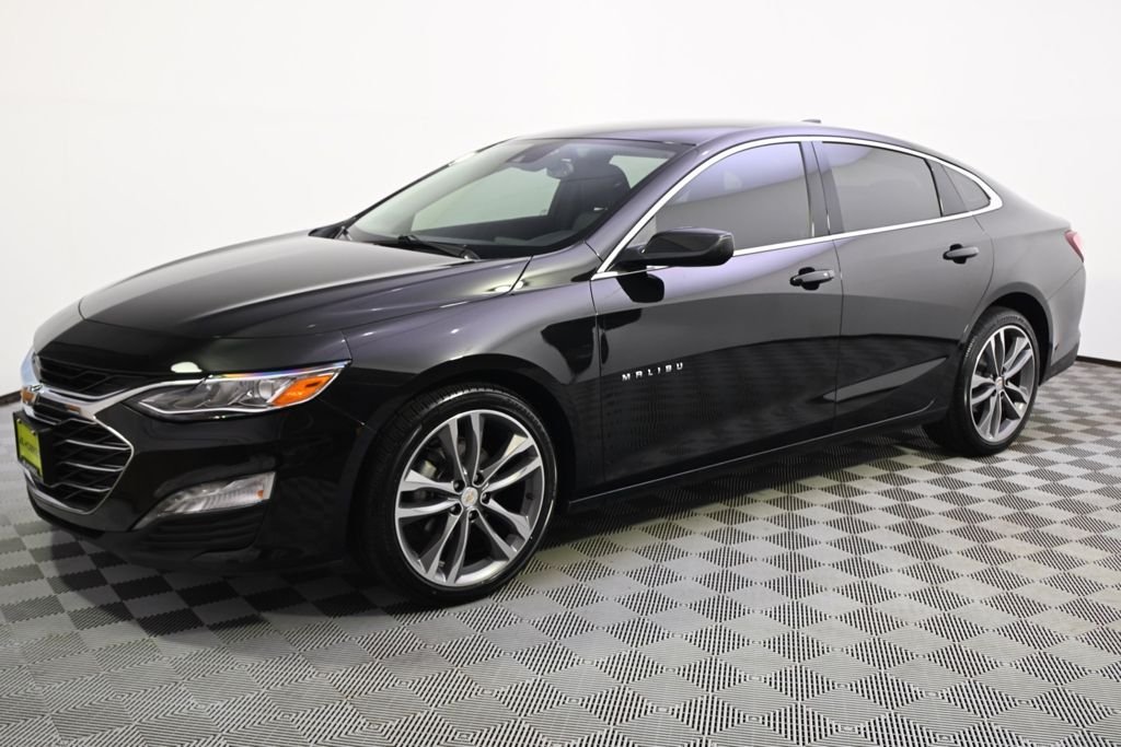 Used 2024 Chevrolet Malibu 2LT with VIN 1G1ZE5ST1RF232185 for sale in St. Louis Park, Minnesota