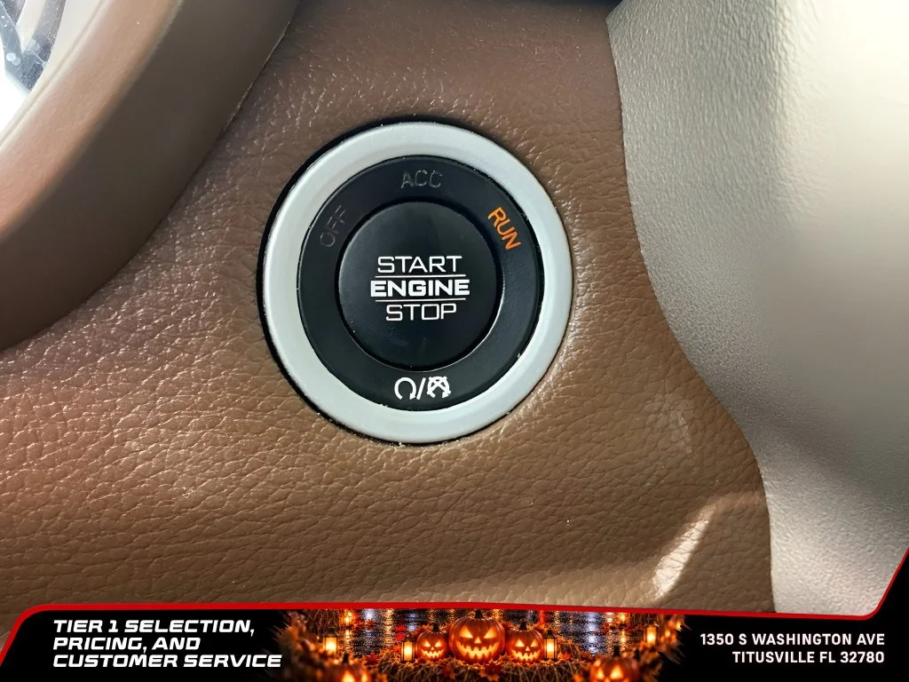Used 2021 White Ram Laramie image 32