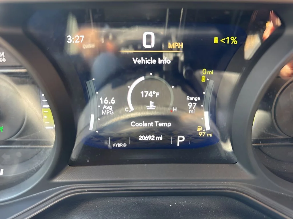 Used 2024 Green Jeep Sport S 4xe image 25