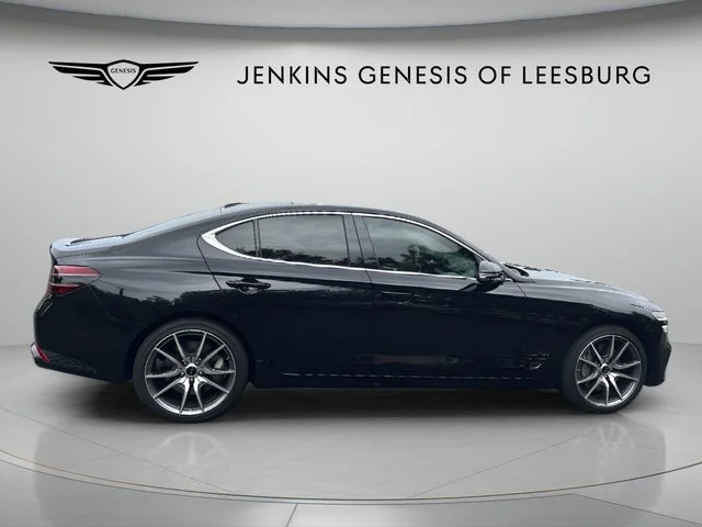 Used 2026 Black Genesis 2.5T Prestige image 4