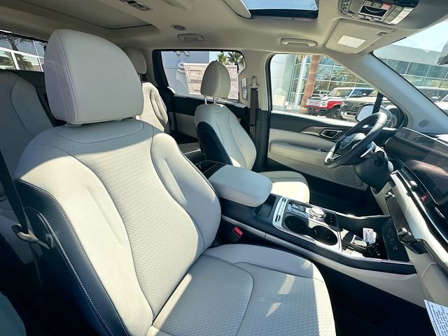 New 2026 White Kia SX Prestige image 31