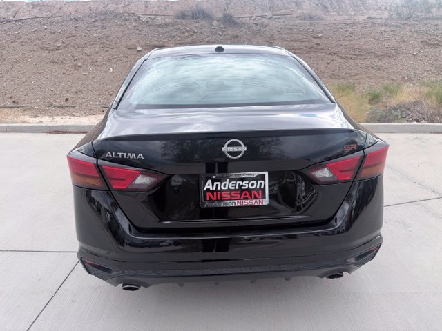 2025 Nissan Altima SR - Photo 7