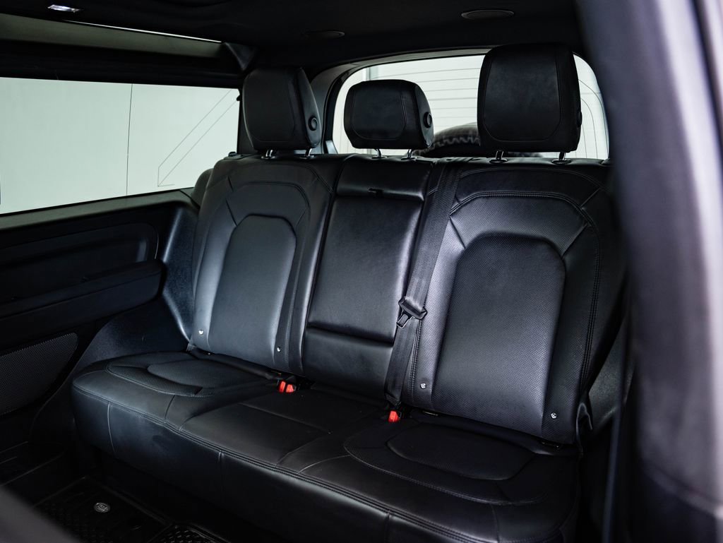 Used 2023 Carpathian Gray Premium Metallic Land Rover V8 image 40