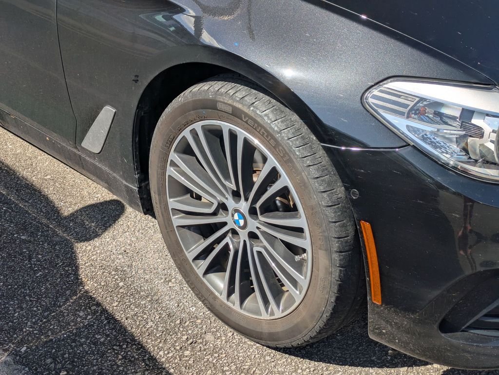 Used 2020 Black BMW 540i image 5