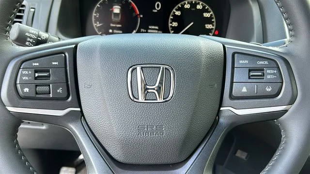 New 2026 White Honda RTL image 12
