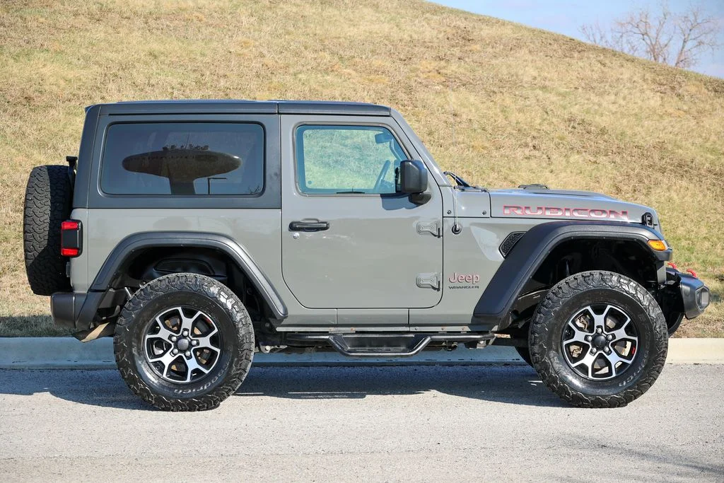 Used 2020 Gray Jeep Rubicon image 15