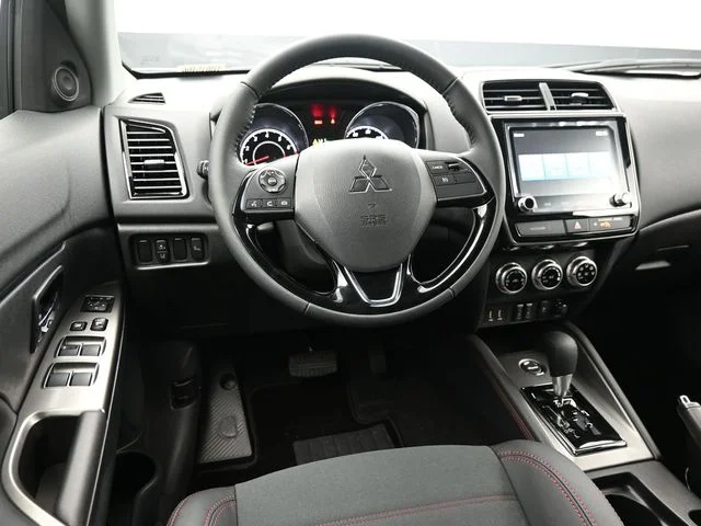 New 2026 White Mitsubishi 2.0 SE image 12