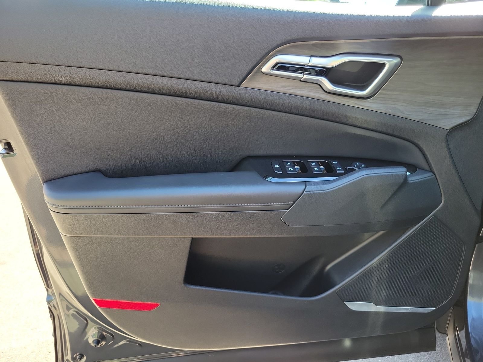 Used 2024 Gray Kia X-Line image 7