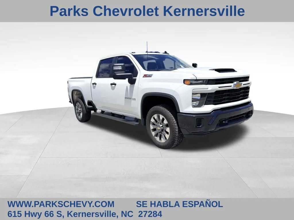2025 Chevrolet Silverado HD Custom 4WD Crew Cab Standard Box's photo