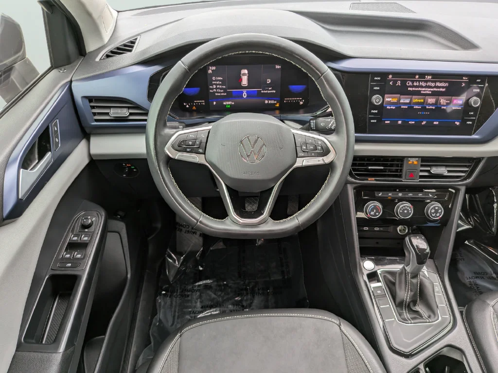Used 2023 Gray Volkswagen 1.5T SE image 13