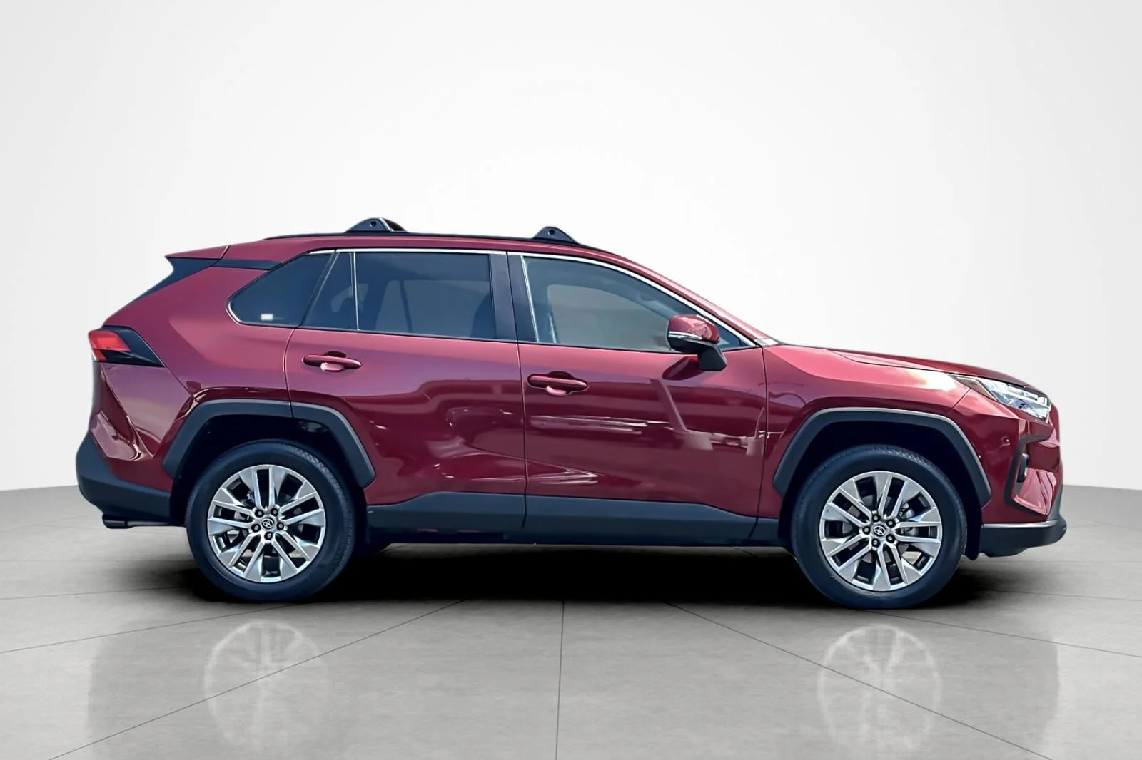 Certified Used 2025 Ruby Flare Pearl Toyota XLE Premium image 6