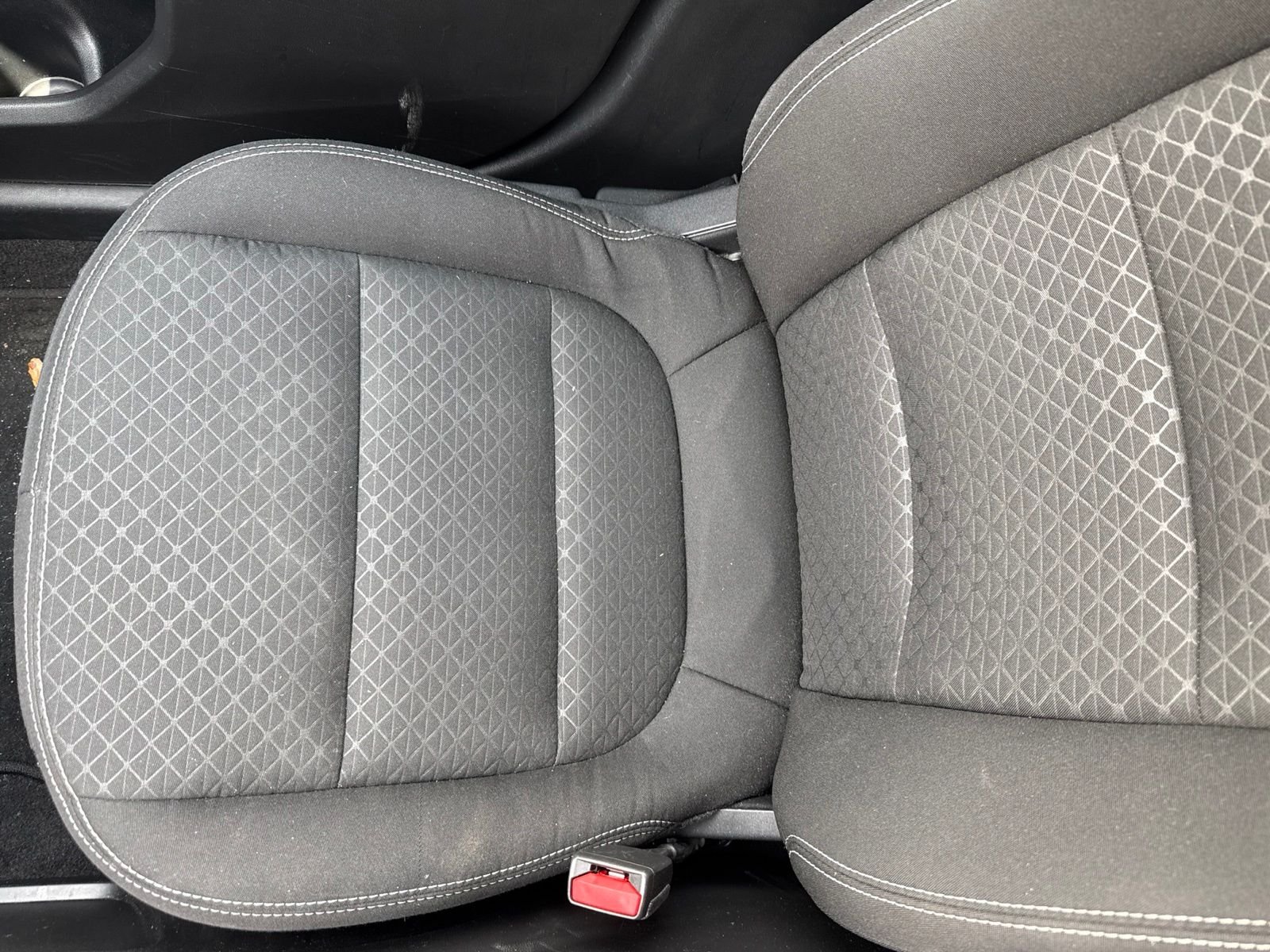 Used 2025 White Ford Active image 6