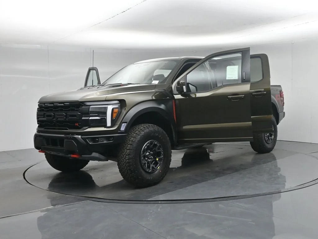 New 2026 Shelter Green Ford Raptor image 33