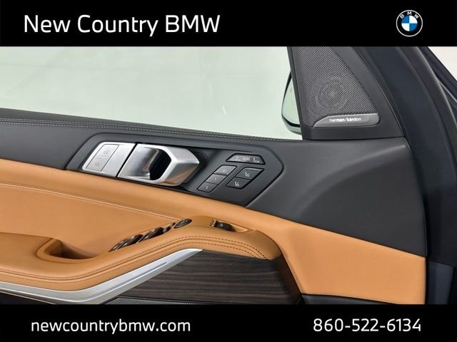 New 2027 Dravit Grey Metallic BMW xDrive40i image 19