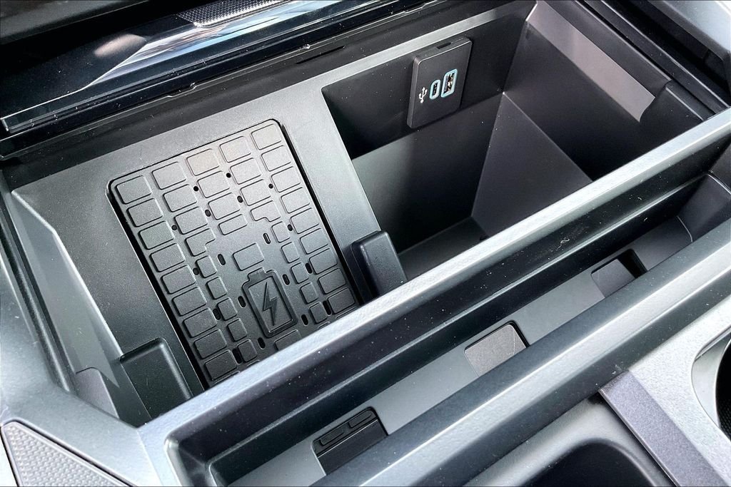 New 2026 Ford Super Duty F-250 Lariat 4D Crew Cab