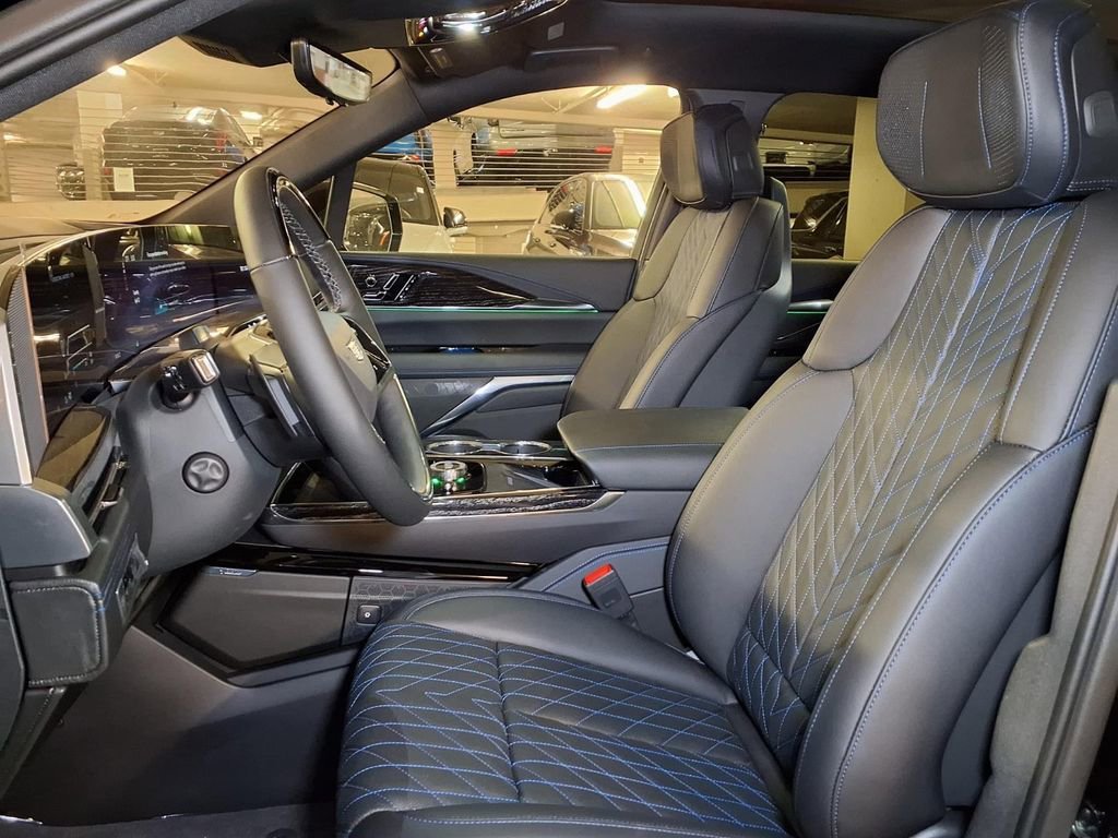 2026 Cadillac Escalade IQ Sport - Photo 15