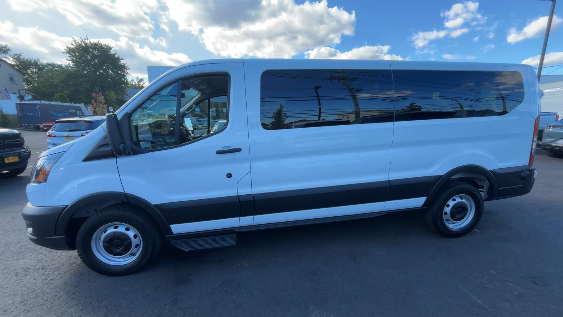 New 2026 Oxford White Ford XL image 5