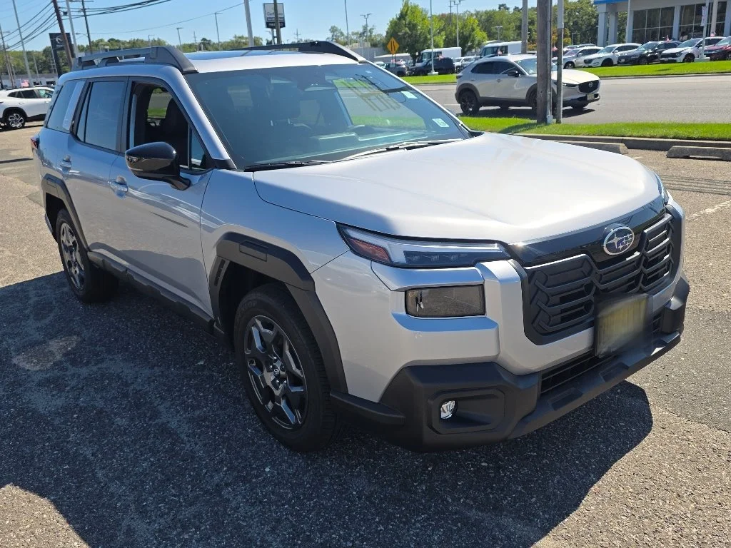Used 2026 Ice Silver Metallic Subaru Premium image 9
