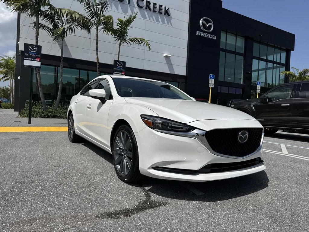 Used 2020 Snowflake White Pearl Mica Mazda Touring image 30