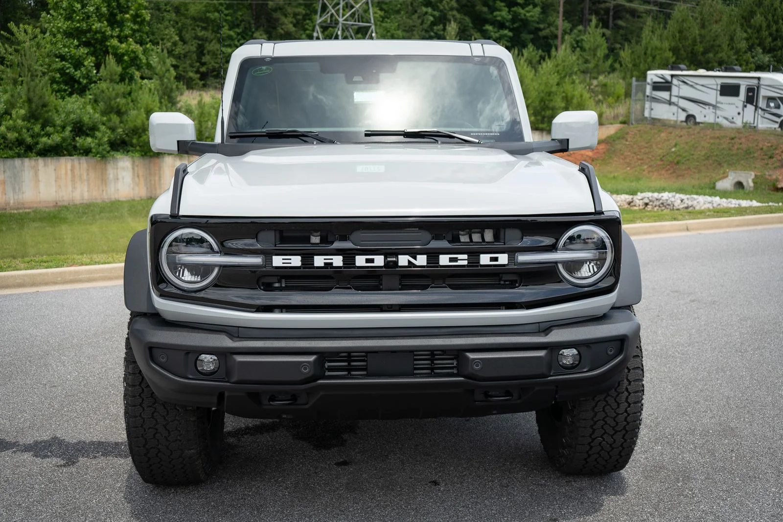 New 2026 Avalanche Gray Ford Outer Banks® image 2