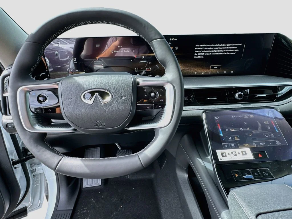New 2027 RADIANT WHITE INFINITI Luxe 4WD image 11