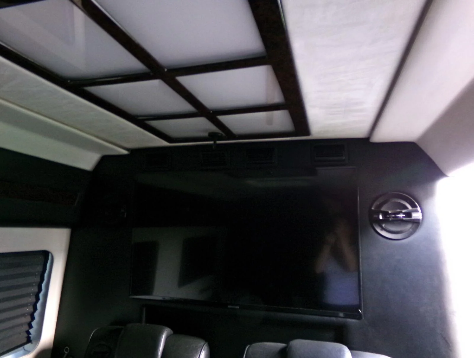 Used 2019 Black Clearcoat Ram  image 16