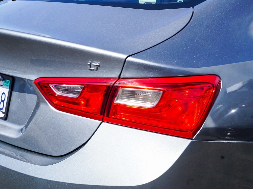 Used 2025 Gray Chevrolet LT image 7