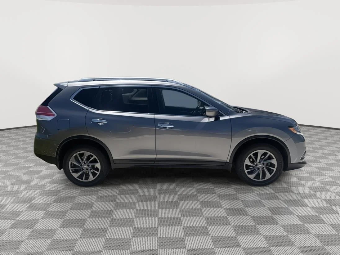 Certified Used 2016 GRAY Nissan SL image 13