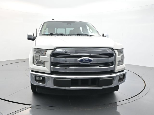 Used 2017 White Platinum Clearcoat Metallic Ford Lariat image 2