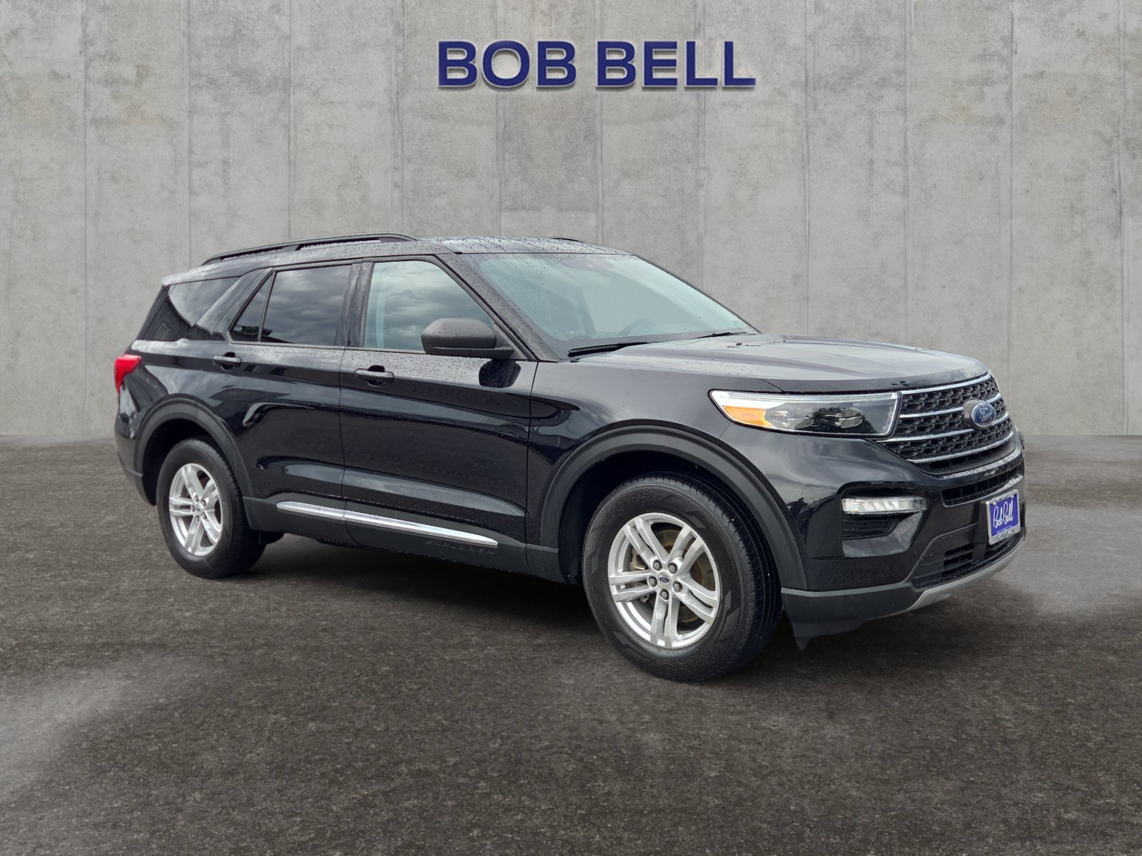 Certified Used 2022 Black Metallic Ford XLT image 7