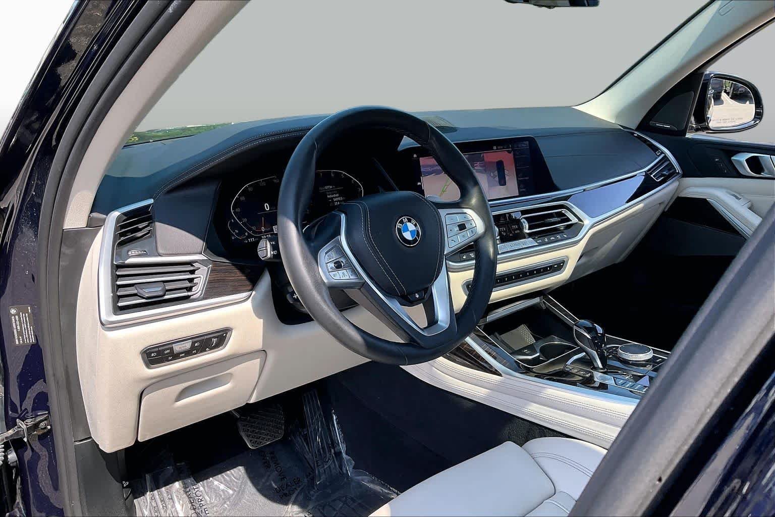 Used 2020 Tanzanite Blue II Metallic BMW xDrive40i image 17