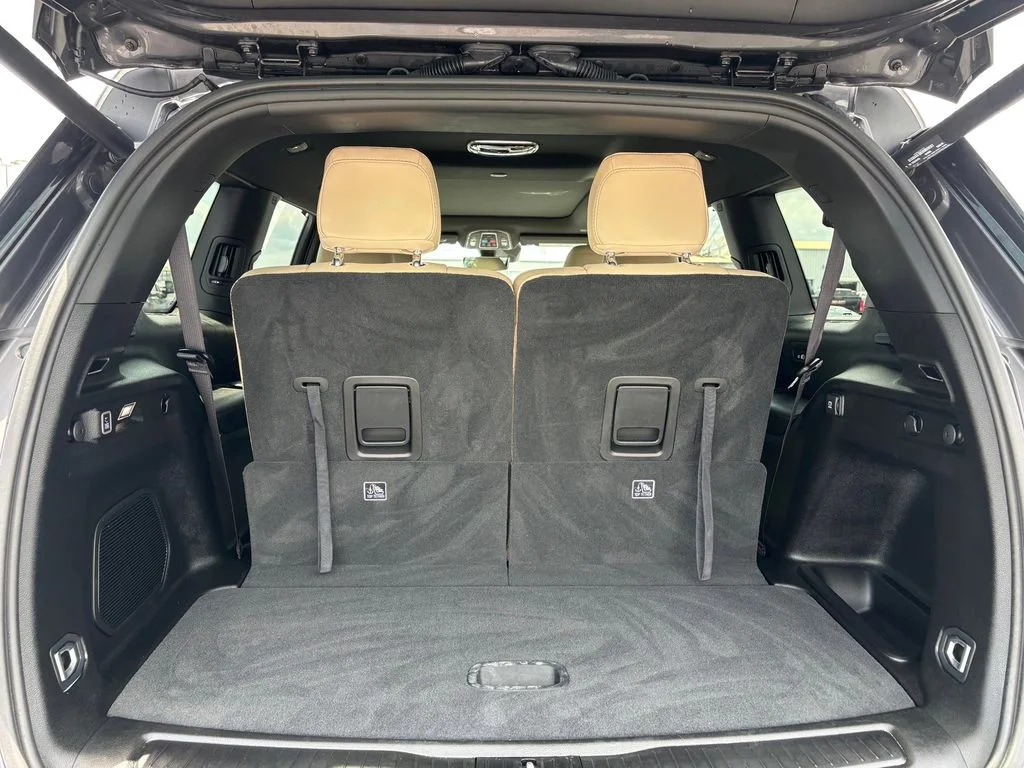 Used 2025 Gray Jeep Limited image 33