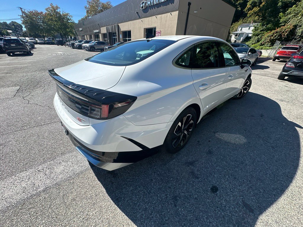 2025 Hyundai Sonata SEL - Photo 6