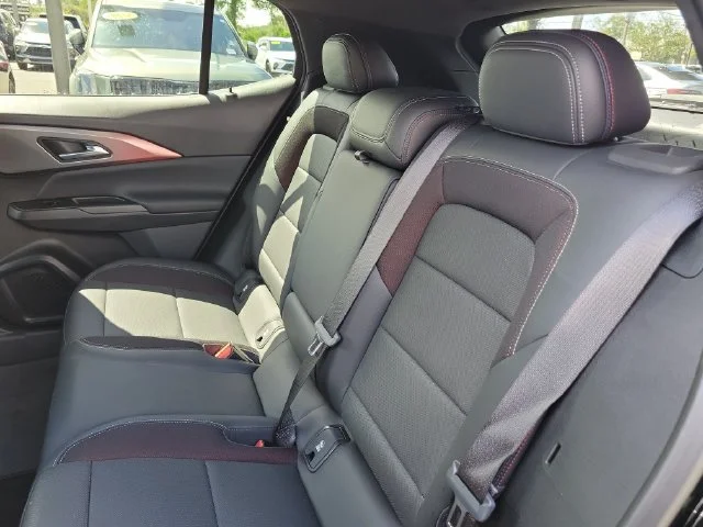 2024 Chevrolet Equinox EV Launch Edition - Photo 20