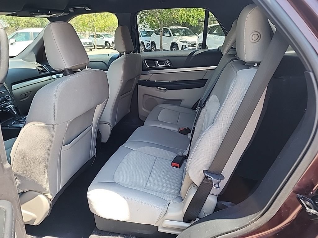 Used 2019 Red Ford XLT image 8