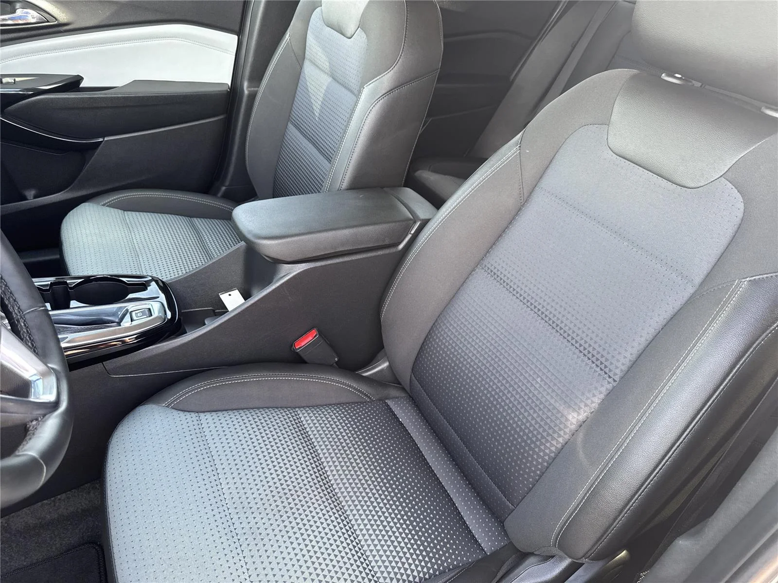 Used 2025 Cypress Gray Chevrolet LT image 10