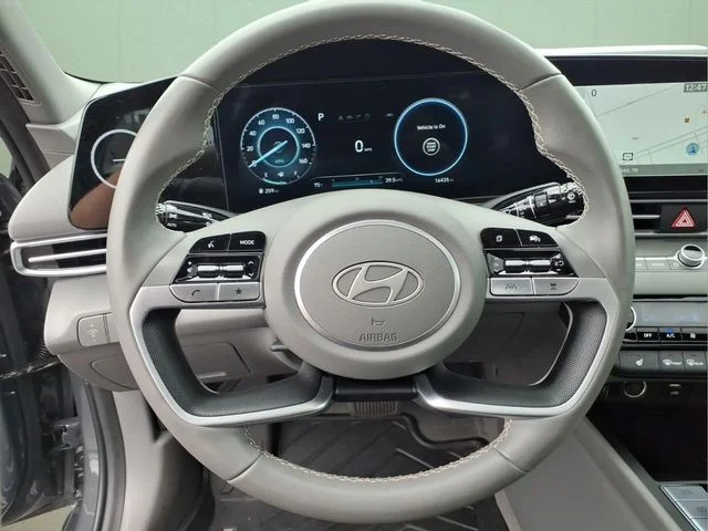 Used 2024 Gray Hyundai SEL image 23