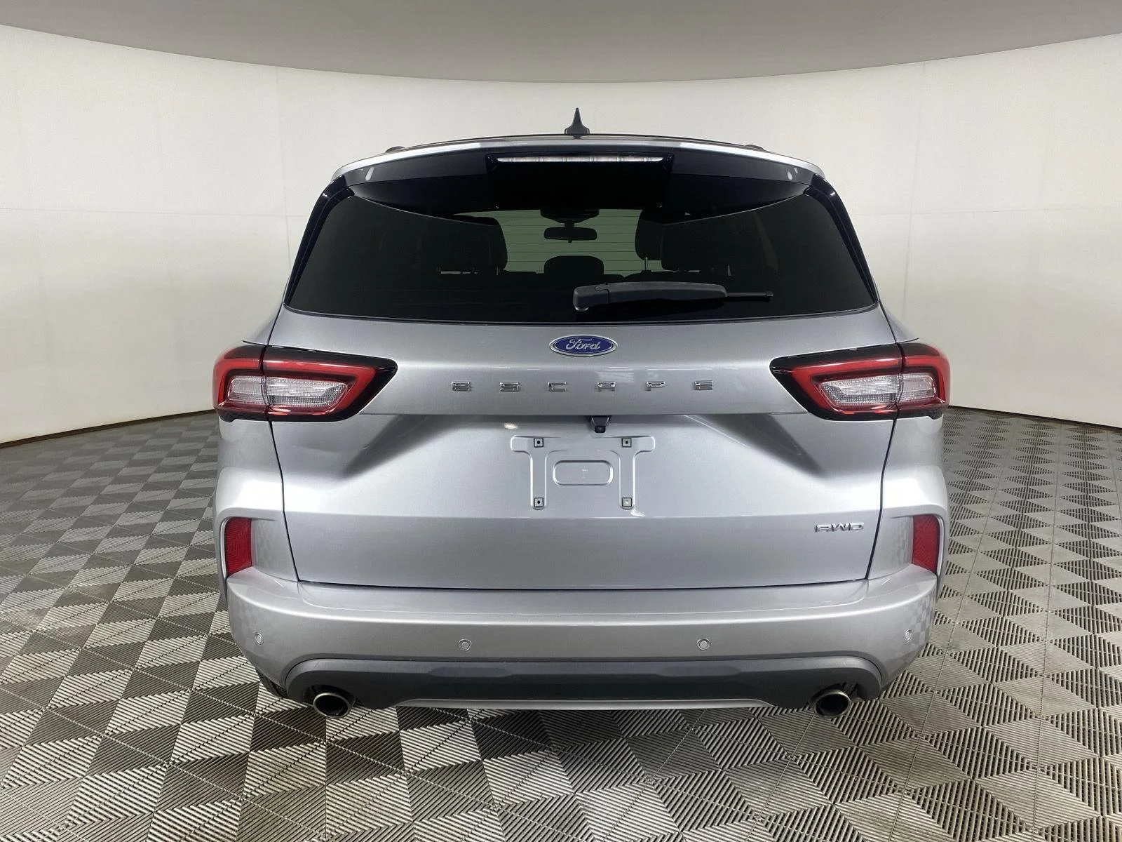 Used 2023 Iconic Silver Metallic Ford ST-Line image 16
