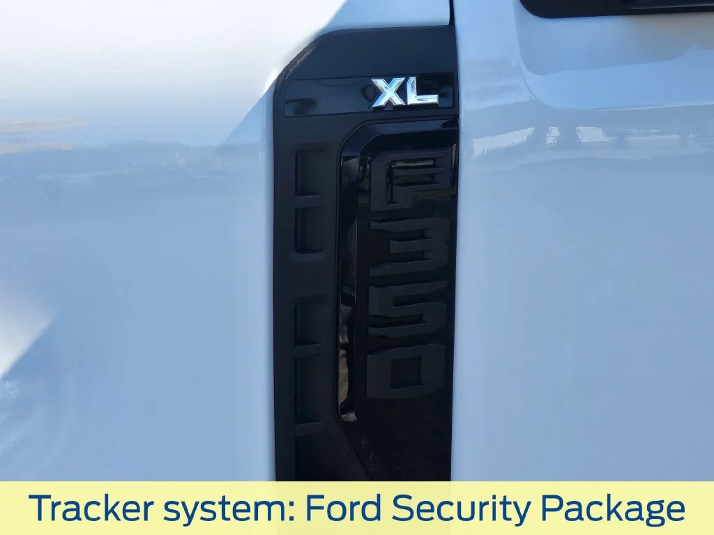 New 2027 Oxford White Ford F-350® XL image 24