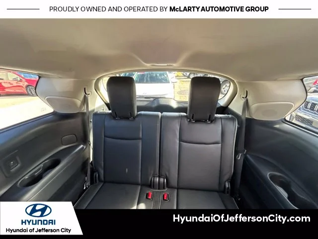 Used 2019 Red INFINITI LUXE image 15