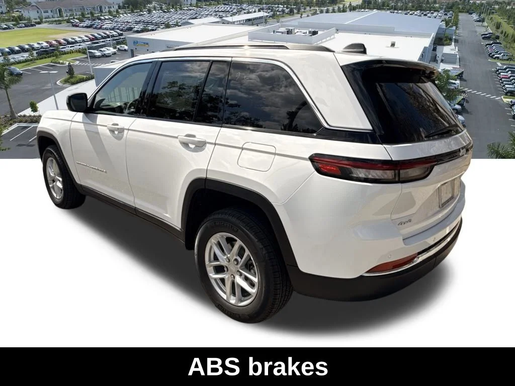 New 2026 Bright White Clearcoat Jeep Laredo image 6