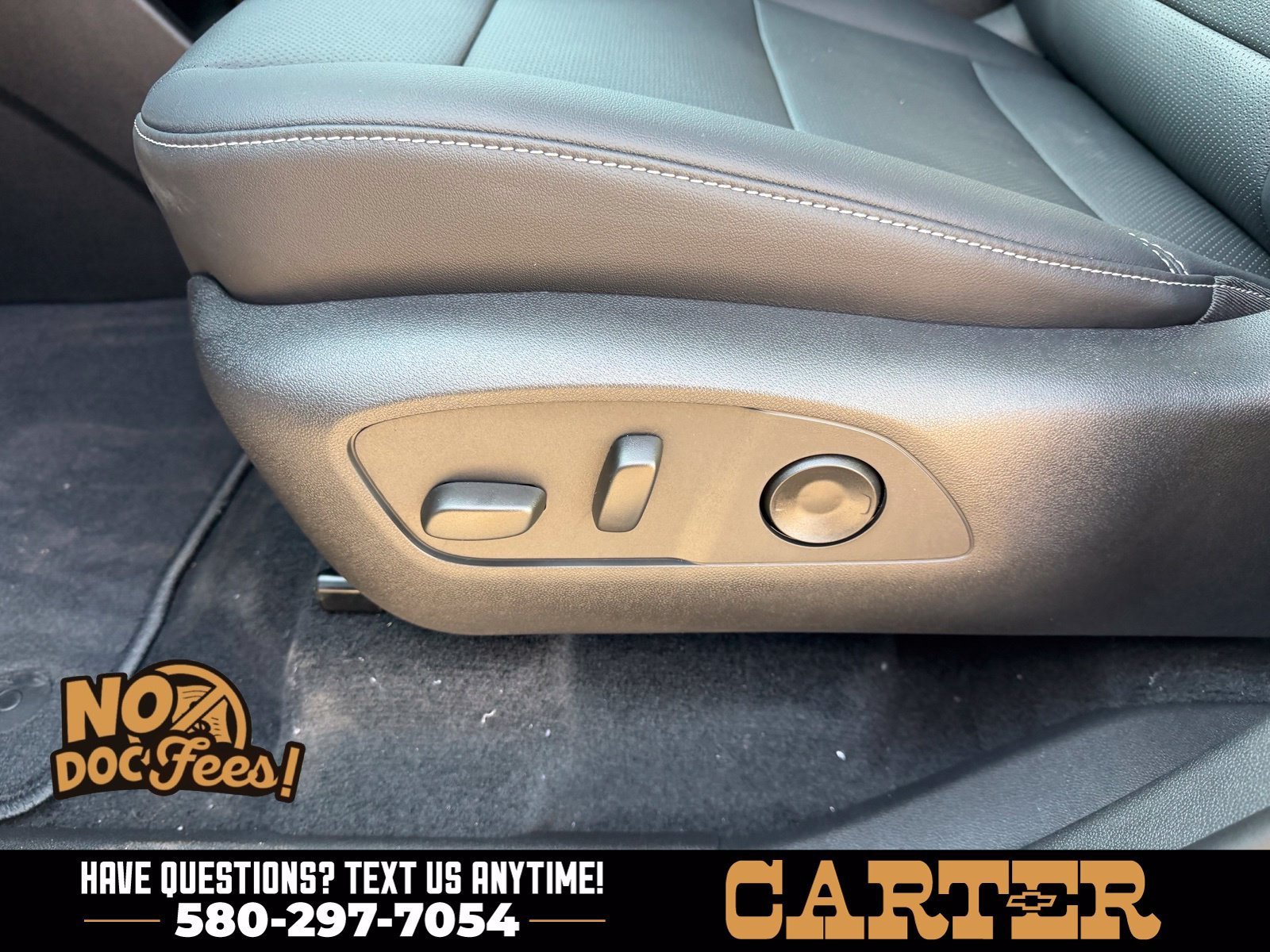 2027 Chevrolet Traverse LT - Photo 23