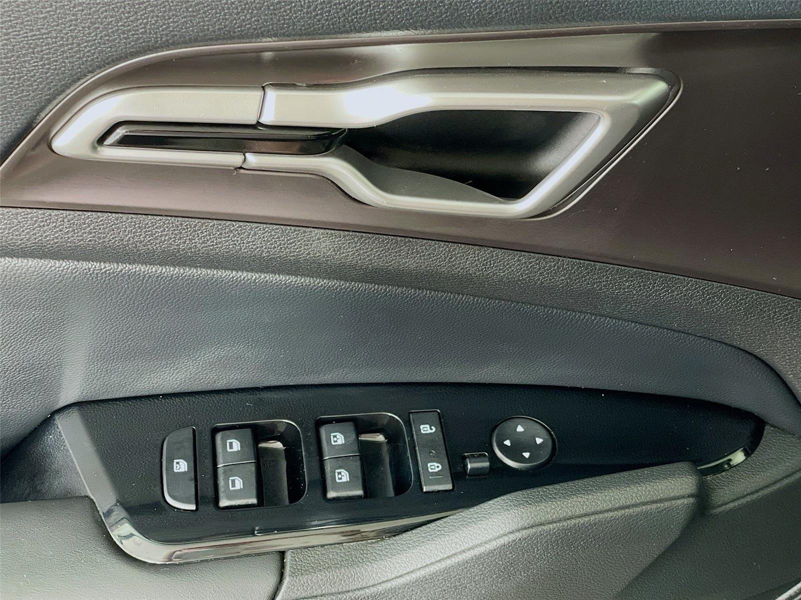 Used 2023 Gravity Gray Kia EX image 21