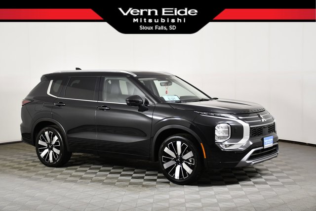 2026 Mitsubishi Outlander SEL