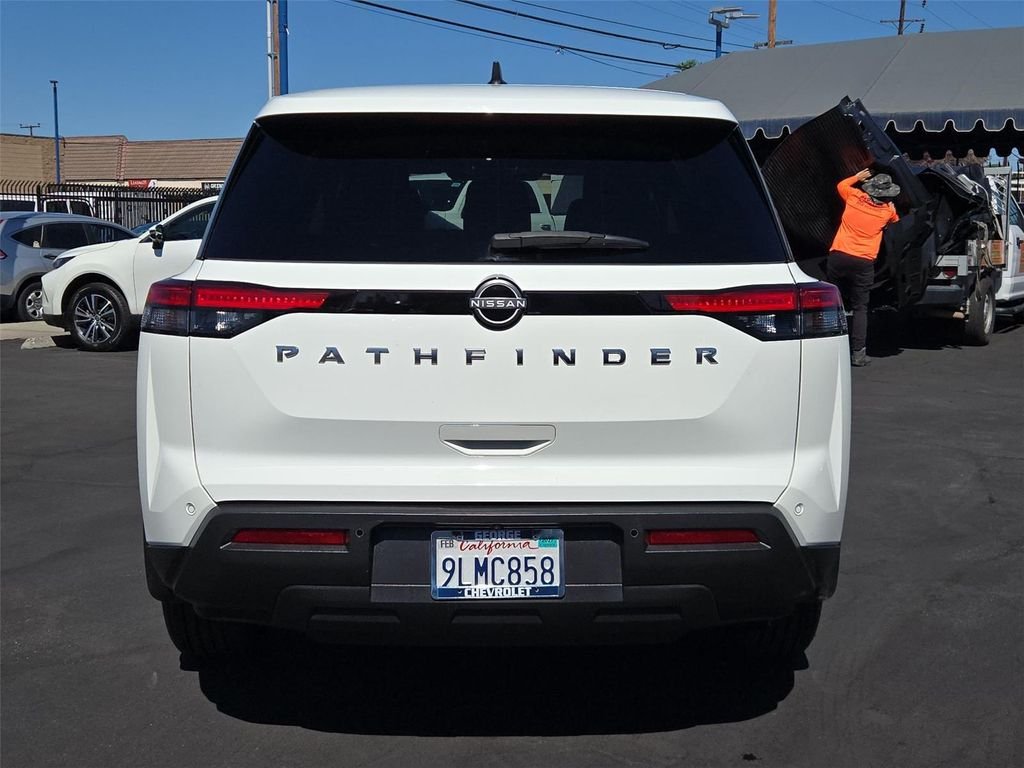 2024 Nissan Pathfinder S - Photo 30