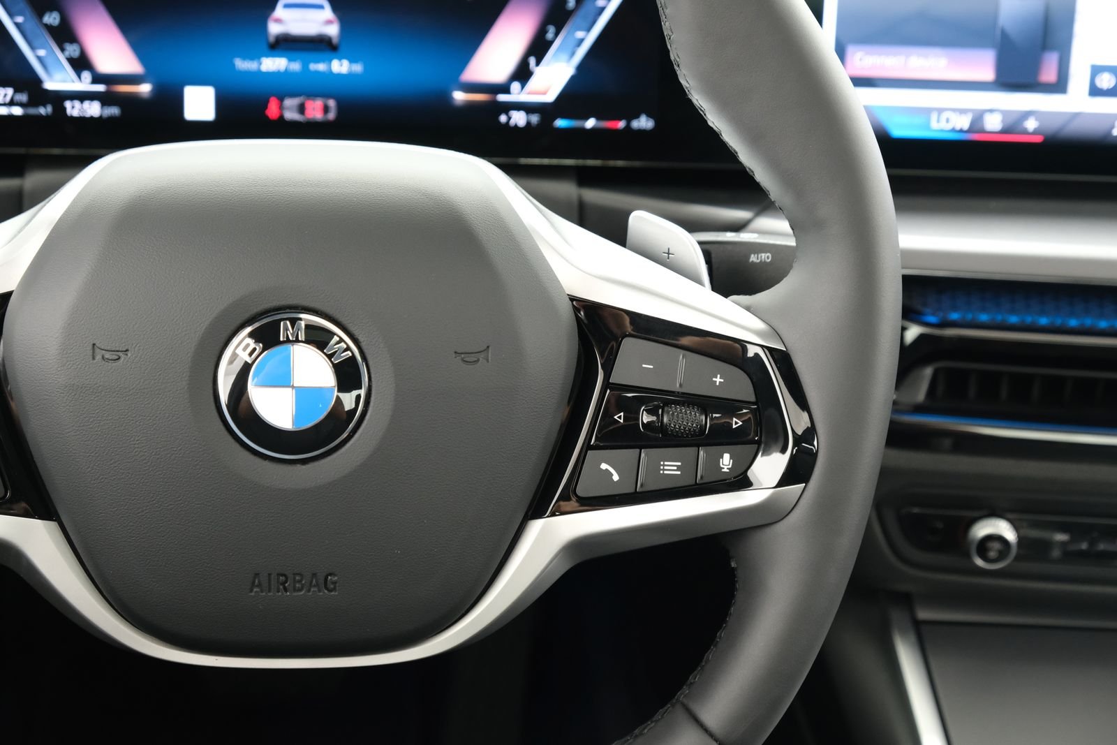 2025 BMW 2 Series 230i - Photo 13