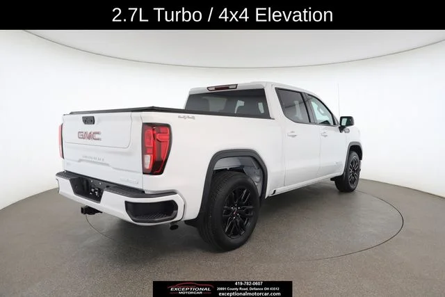 Used 2024 White GMC Elevation image 17