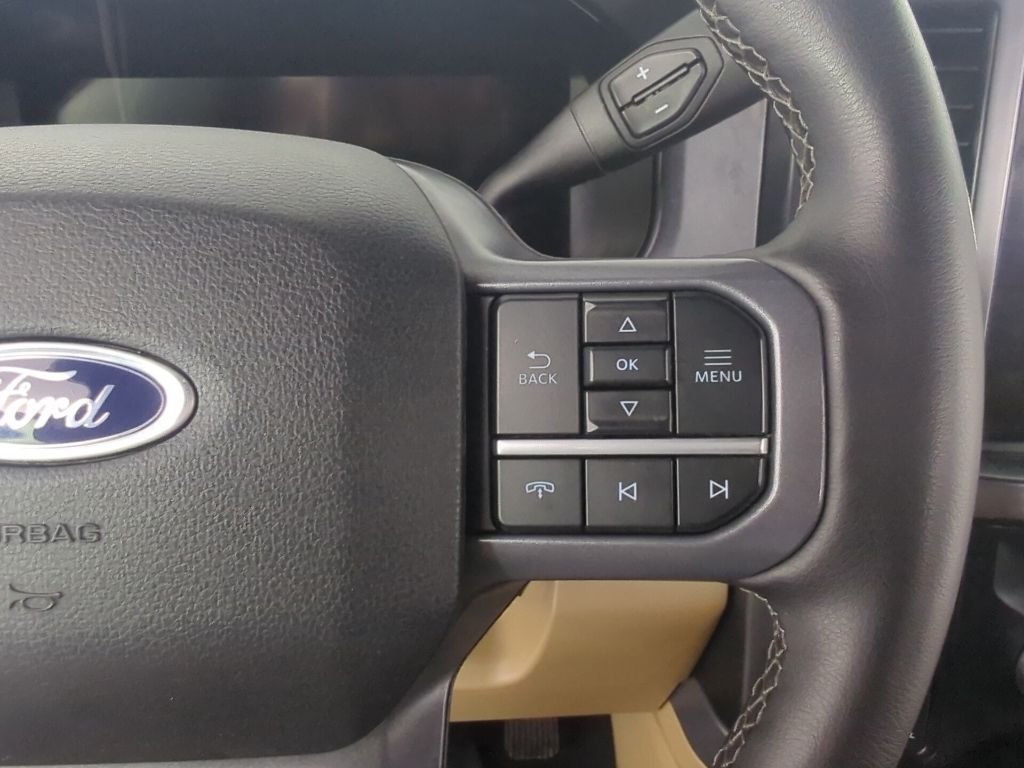 Certified Used 2025 Carbonized Gray Metallic Ford Lariat image 24