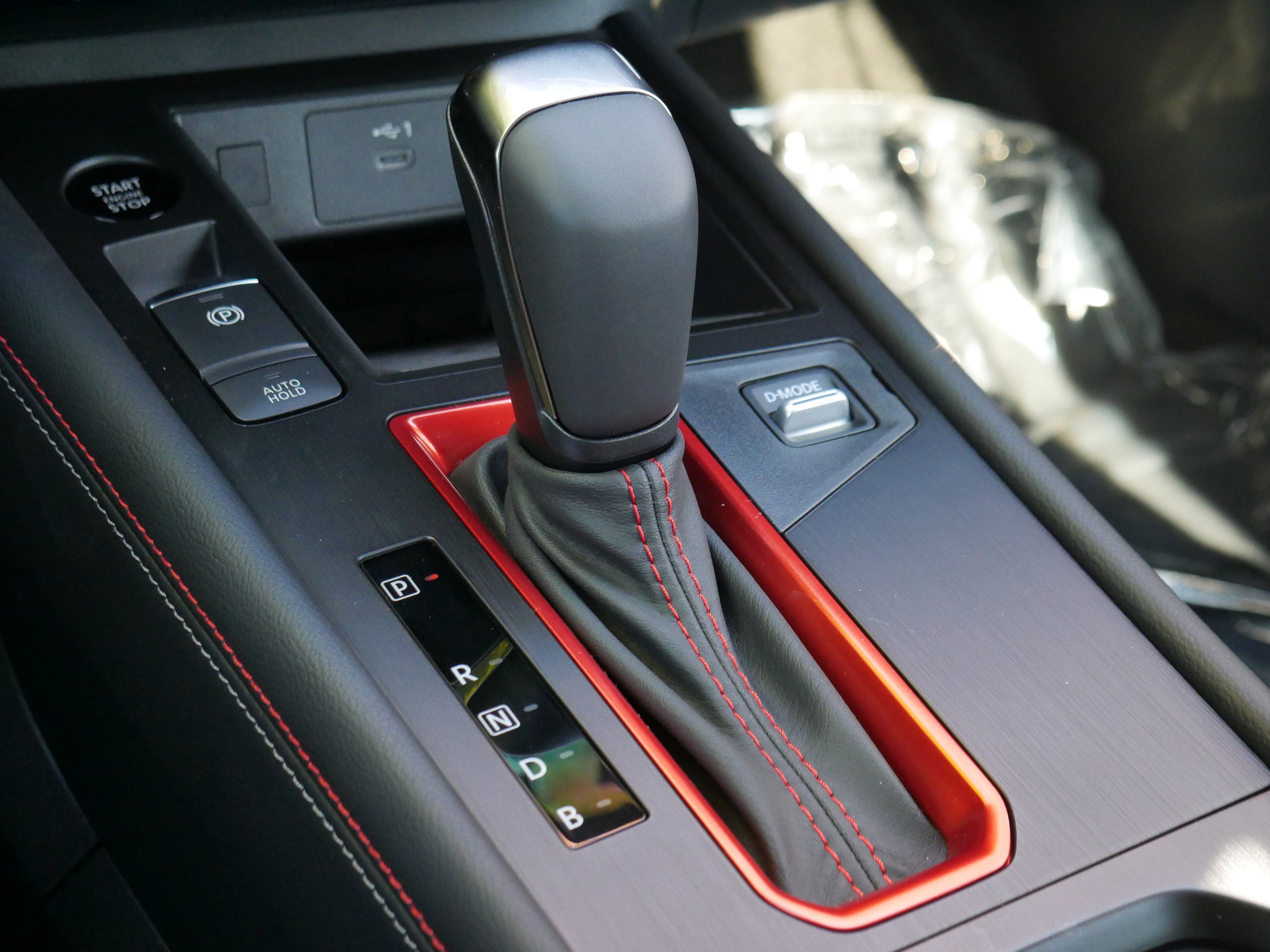 2026 Nissan KICKS SR AWD - Photo 14