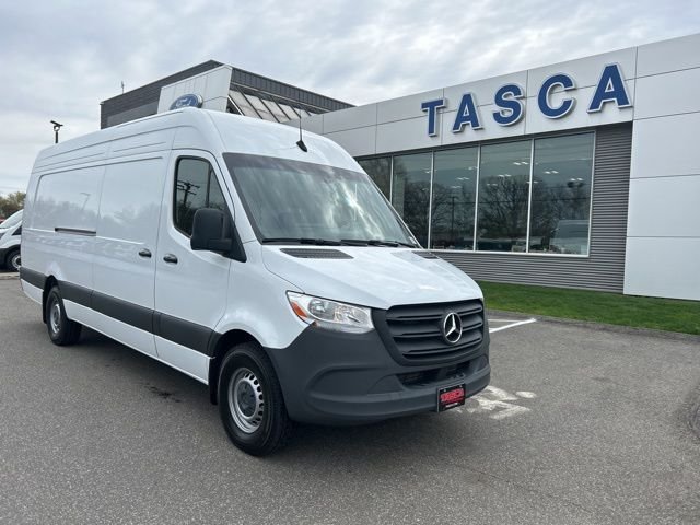 2024 Mercedes-Benz Sprinter 2500 170 Ext WB High Roof's photo